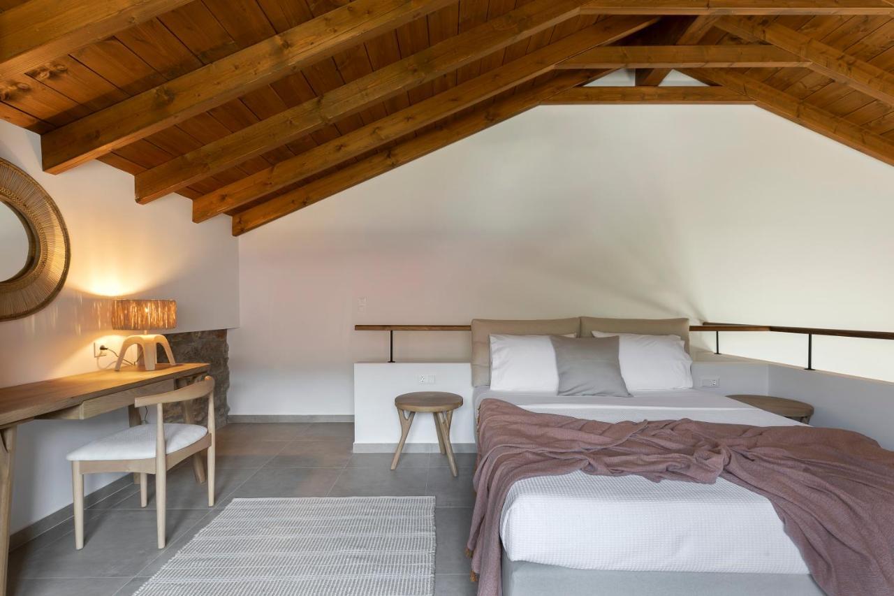 Lichnos Luxury Suites Sourpi Extérieur photo