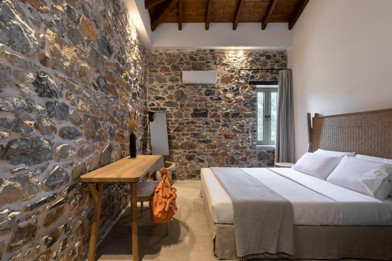Lichnos Luxury Suites Sourpi Extérieur photo