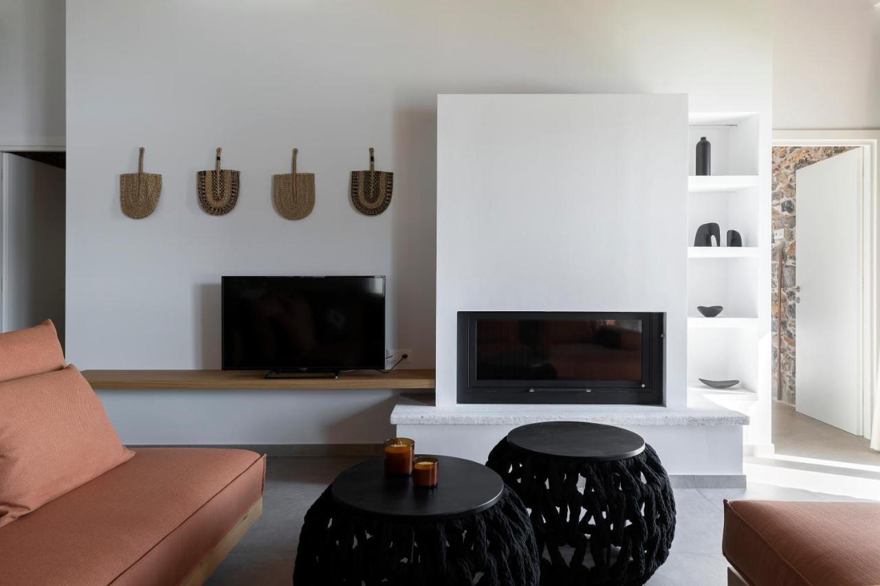 Lichnos Luxury Suites Sourpi Extérieur photo