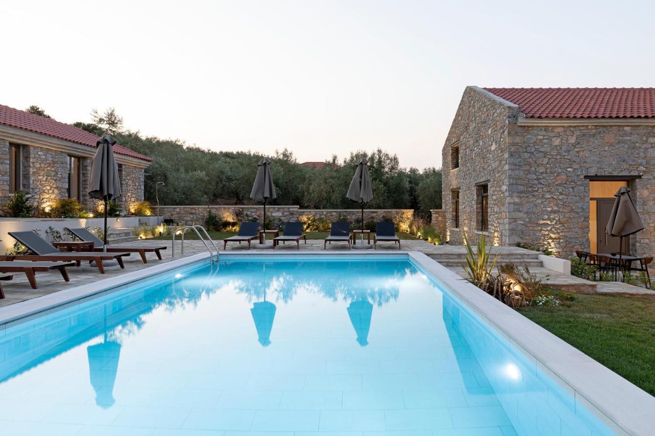 Lichnos Luxury Suites Sourpi Extérieur photo