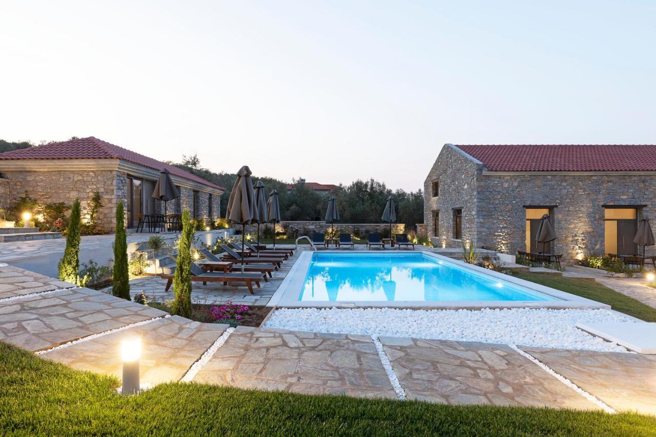 Lichnos Luxury Suites Sourpi Extérieur photo