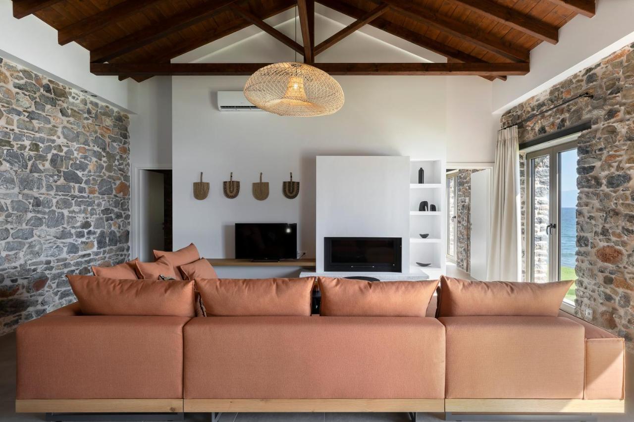 Lichnos Luxury Suites Sourpi Extérieur photo