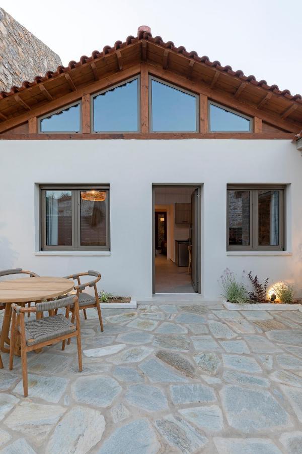 Lichnos Luxury Suites Sourpi Extérieur photo