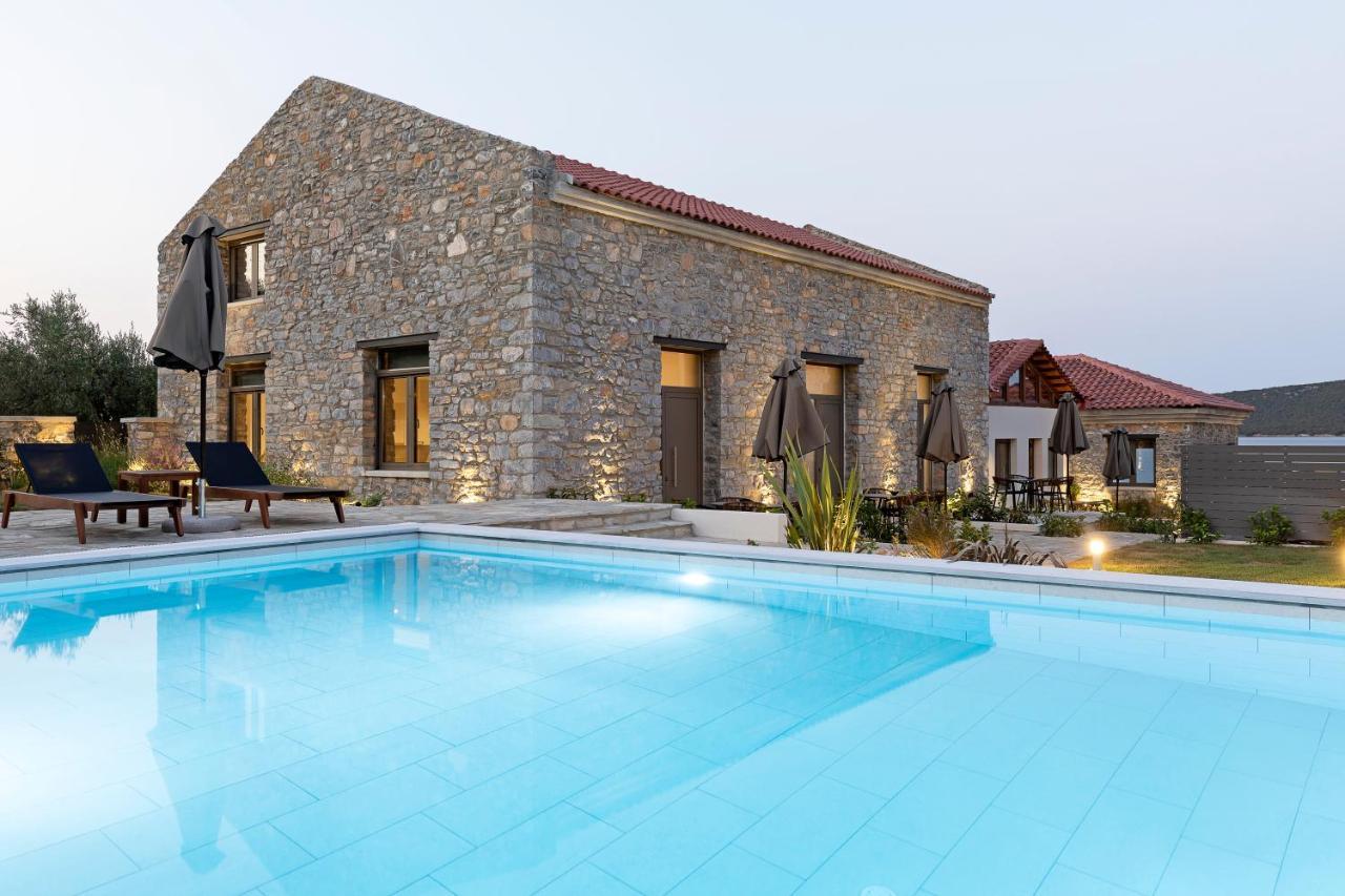 Lichnos Luxury Suites Sourpi Extérieur photo