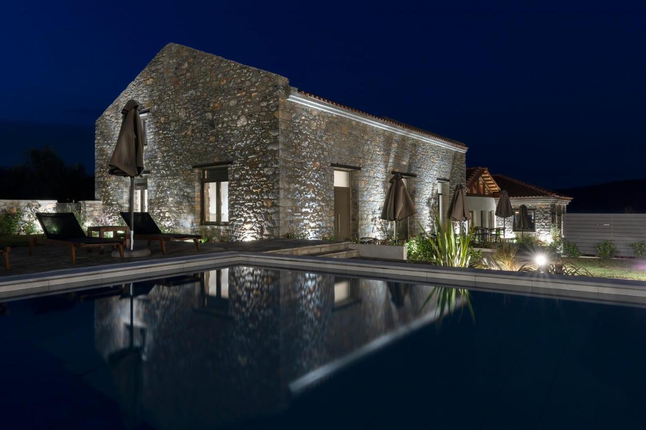 Lichnos Luxury Suites Sourpi Extérieur photo