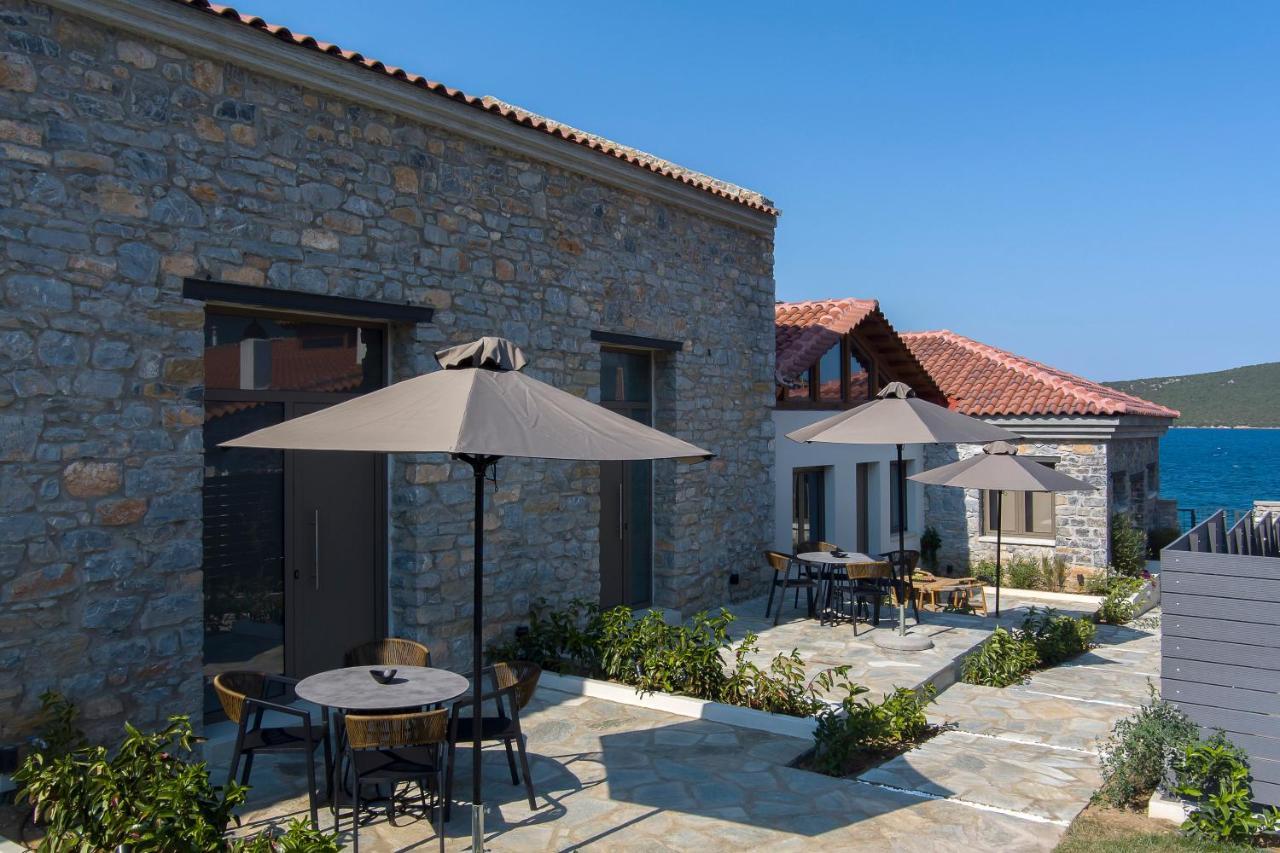 Lichnos Luxury Suites Sourpi Extérieur photo