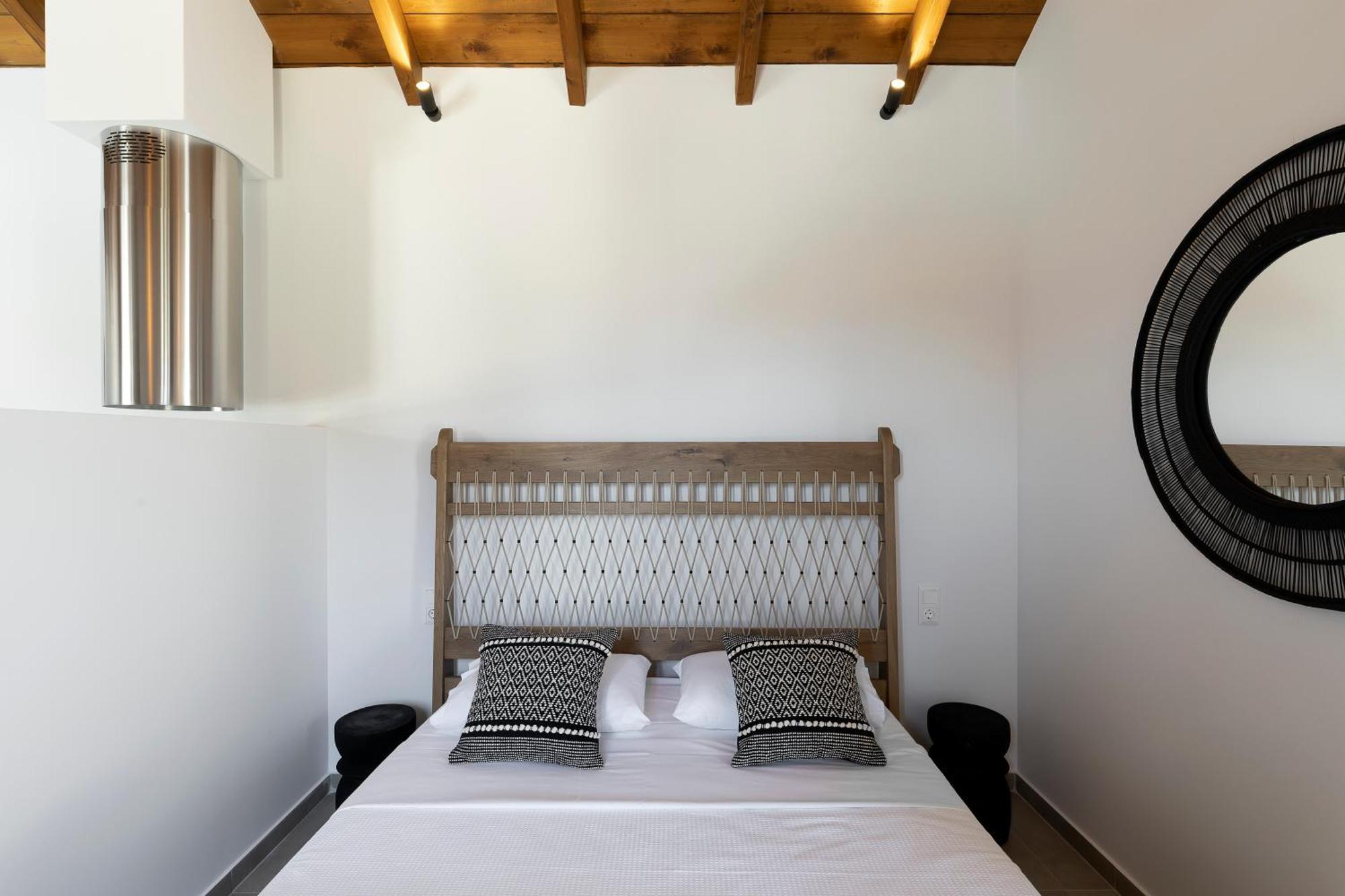 Lichnos Luxury Suites Sourpi Extérieur photo