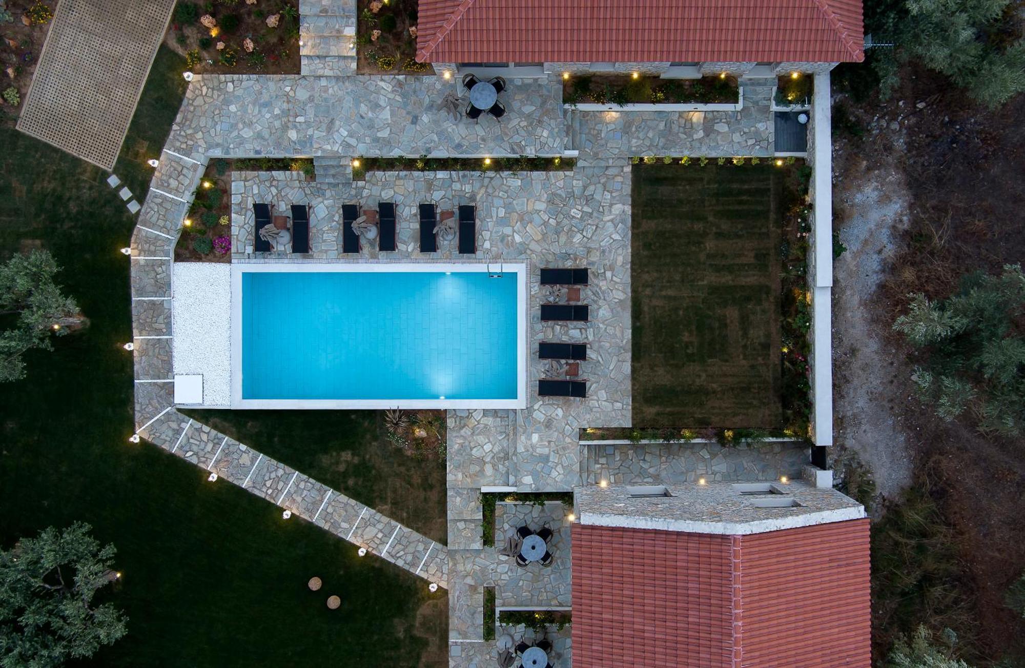 Lichnos Luxury Suites Sourpi Extérieur photo
